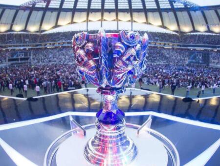 SWYJJ Ambessa的无敌执行zhqiyu1水晶箭带领团队晋级 FunPlus Phoenix 取得领先