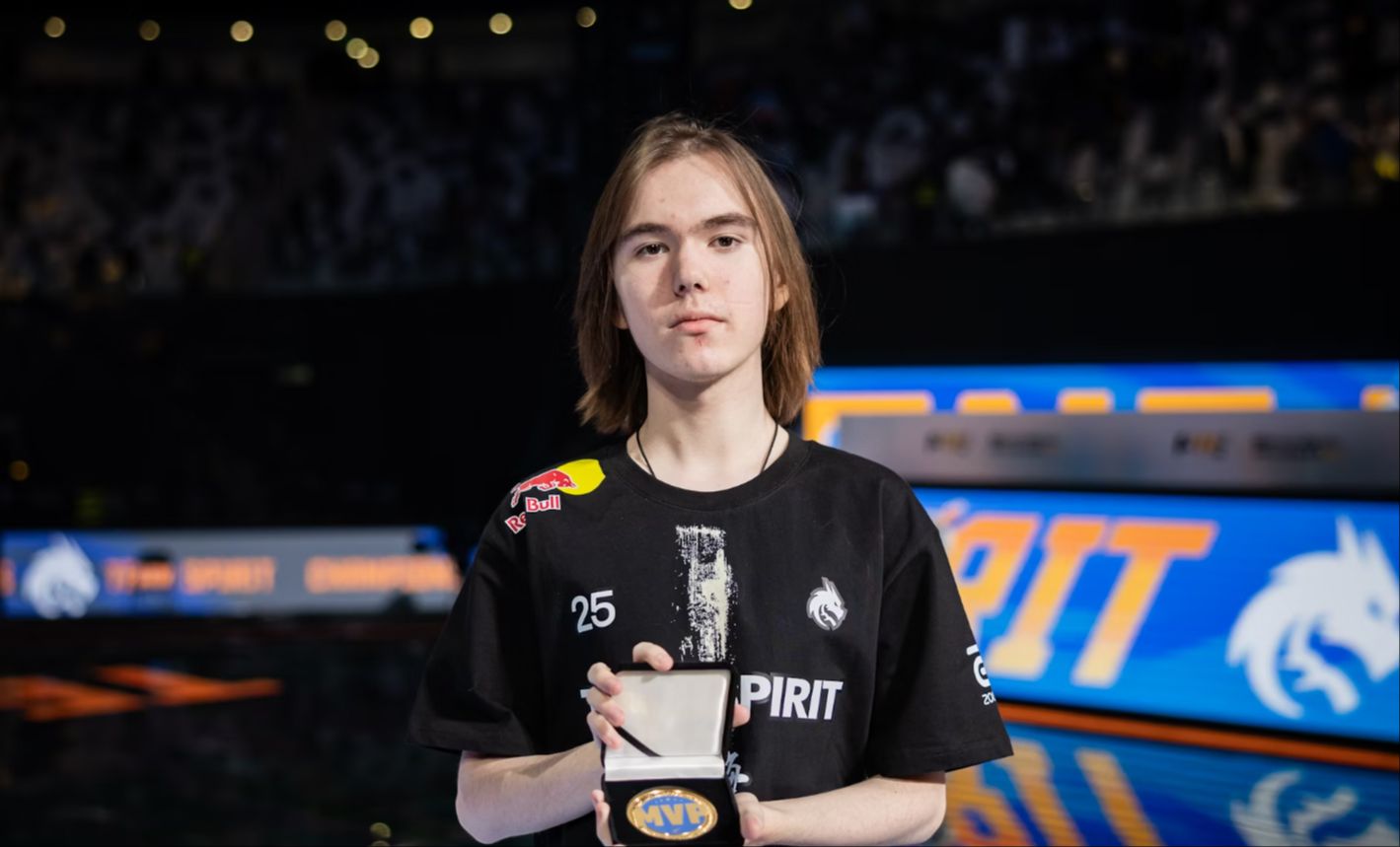 LNG icon发布长文：很懊悔自己世界赛的表现