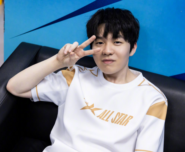 S赛小组赛第二日总结：LPL、LEC全胜，LCK、LCS全败